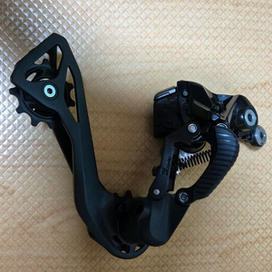 시마노 105 Di2 RD-R7150 12단 뒷 드레일러 변속기