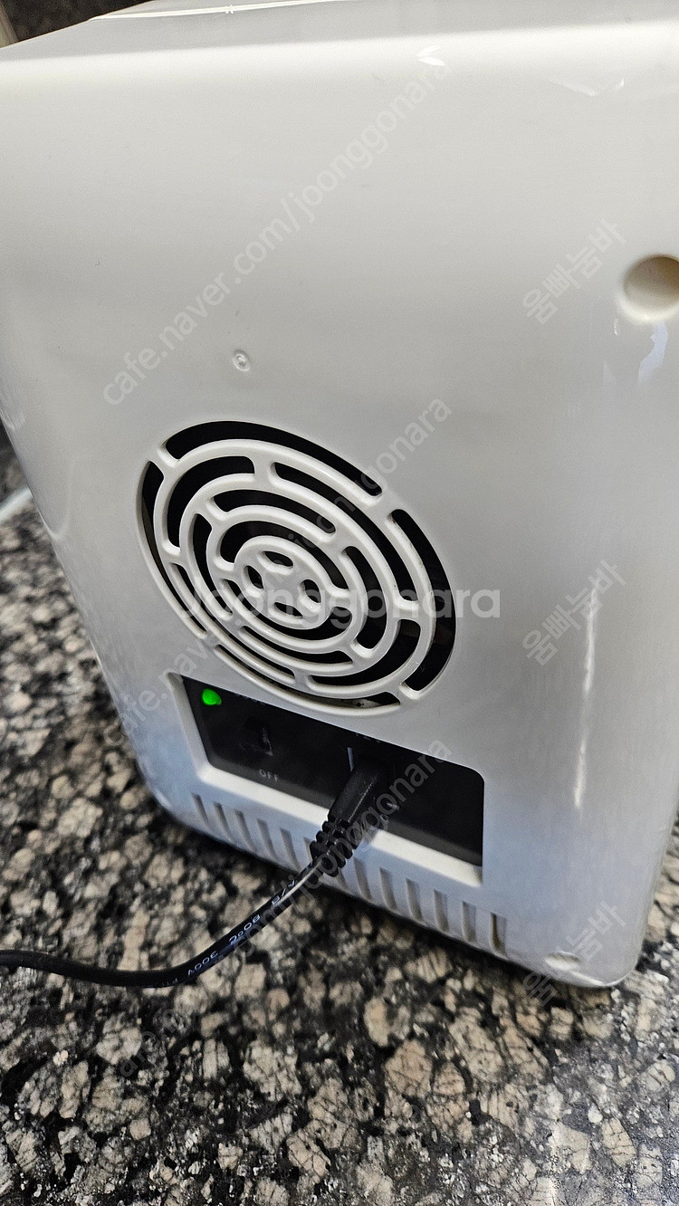 휴라이프 프레스코 화장품냉장고--1