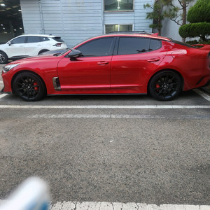 스팅어 순정스포일러 레드판매합니다