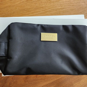 샤넬 뷰티 블랙 파우치