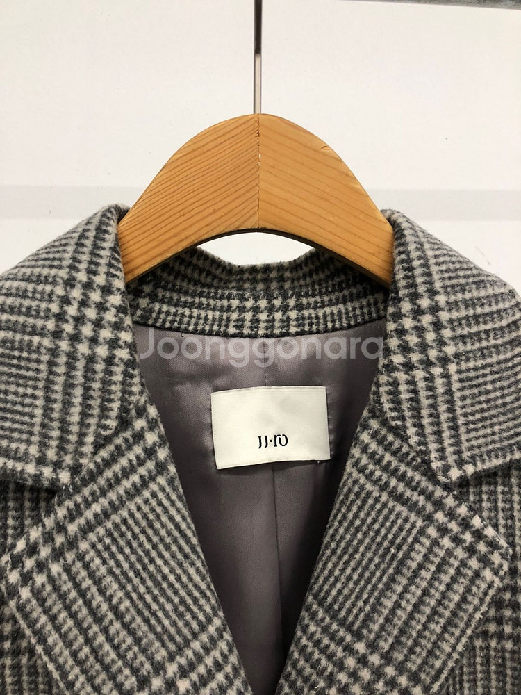 JJ지고트 울 핸드메이드 체크 코트 66--2