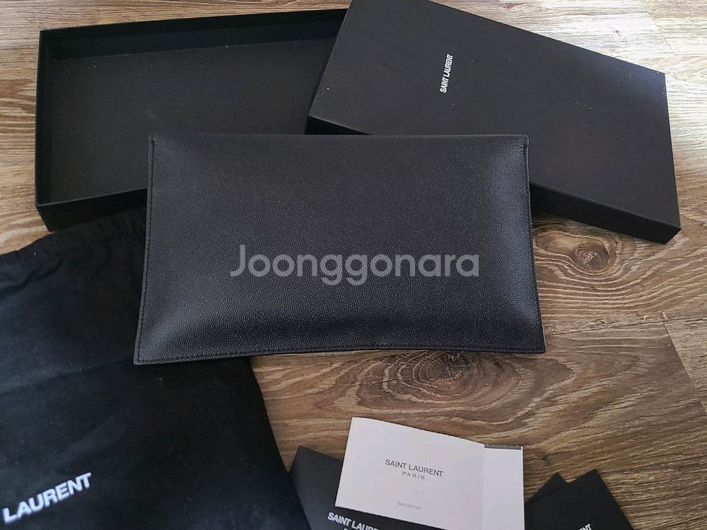 생로랑 클러치 업타운클러치파우치크로스백프라다루이비통디올셀린느생로랑샤넬버버리에르메스테수토호보백팩명품가방프로필사진운--5