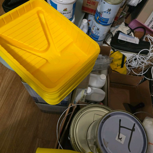 페인트 및 기타물품