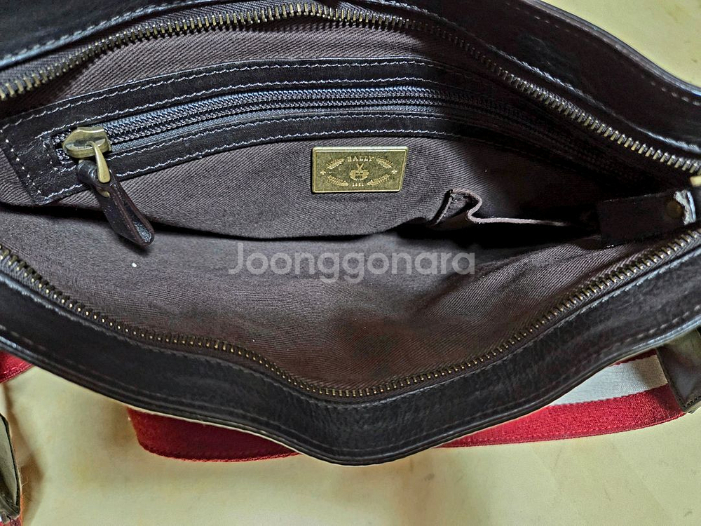 발리 정품 삼선 오리지널 메신저백 레더--5