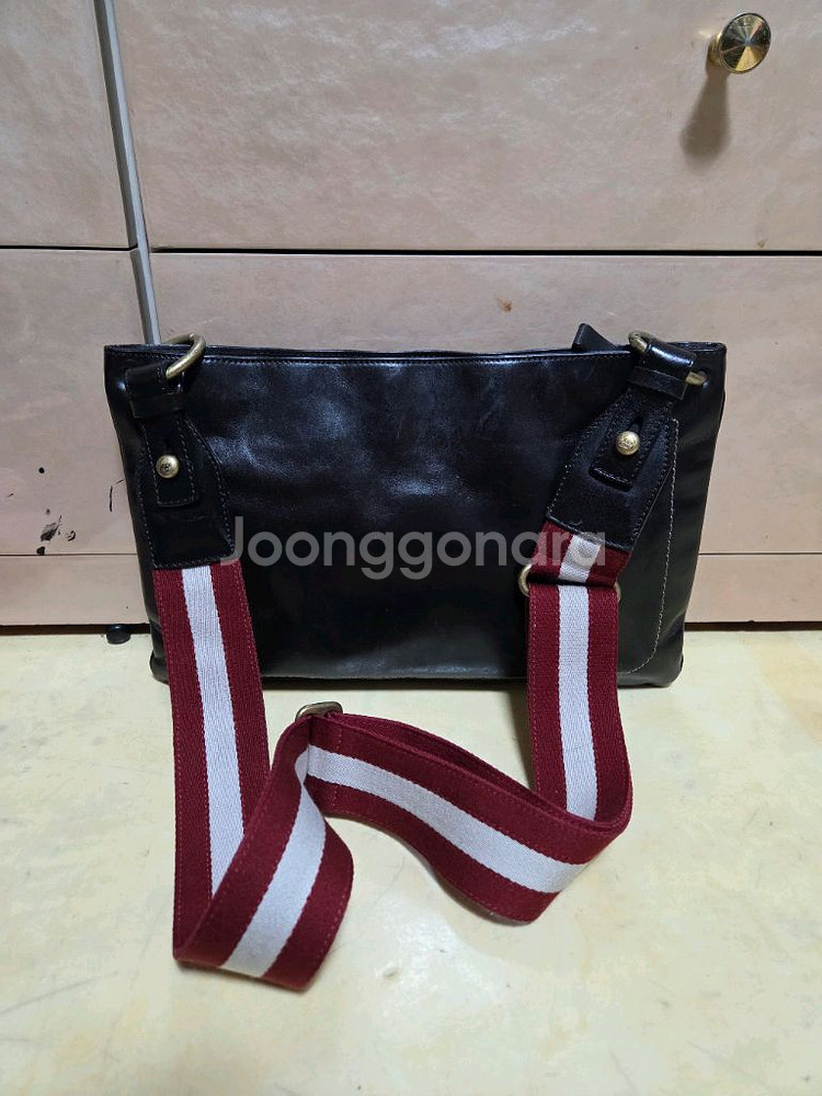 발리 정품 삼선 오리지널 메신저백 레더--6