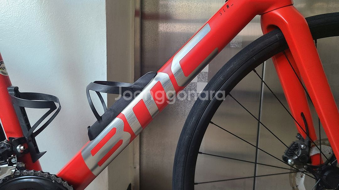 최종파격인하) BMC 팀머신 SLR FOUR 카본 105 싸게 판매--1