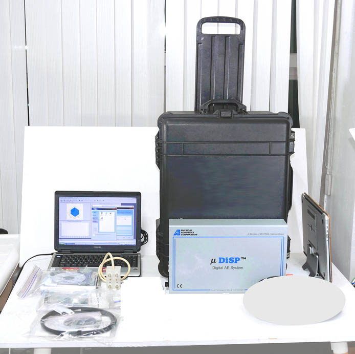 도시바 Satellite M110 윈도우XP 노트북 이미지