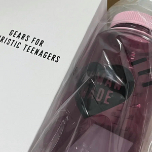 (새상품)휴먼 메이드 보틀 1L 핑크