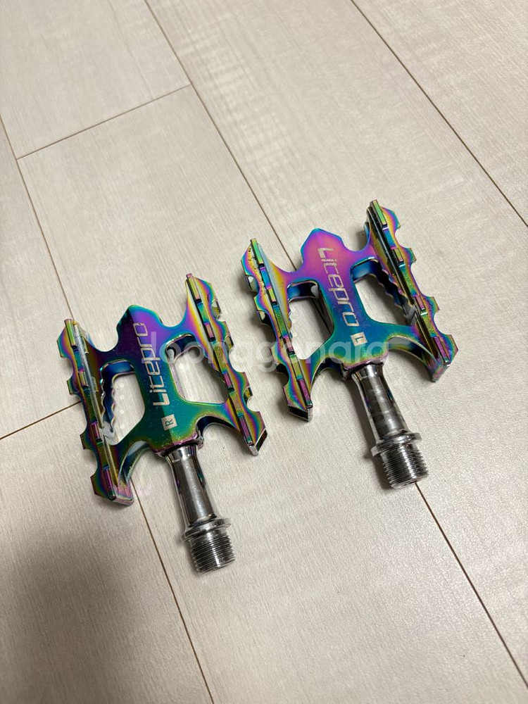 라이트프로 홀로그램 자전거 페달--0