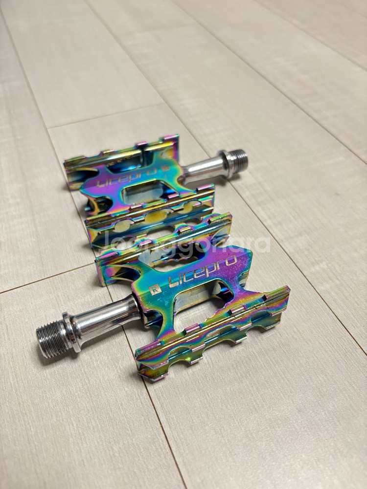 라이트프로 홀로그램 자전거 페달--2