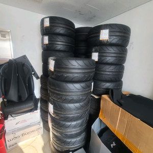 넥센타이어 N2 SUR4G 235/40ZR18 팝니다