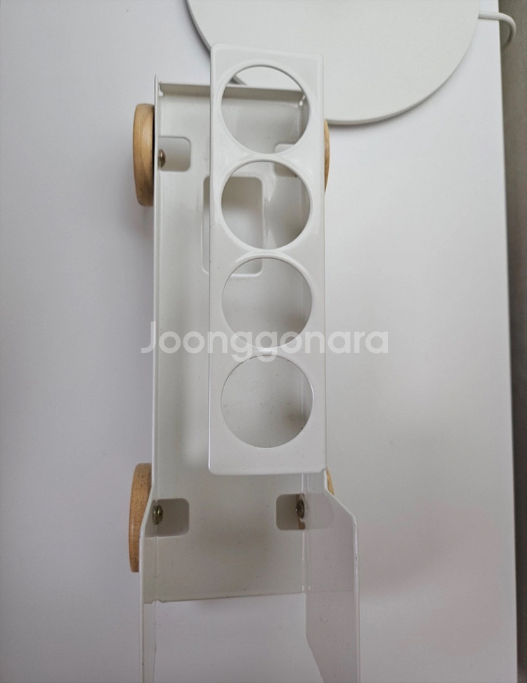 4구 콘센트 트럭 멀티탭 정리 인테리어--2