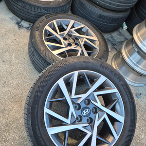 18인치 그랜져 Gn7 휠타이어 세트