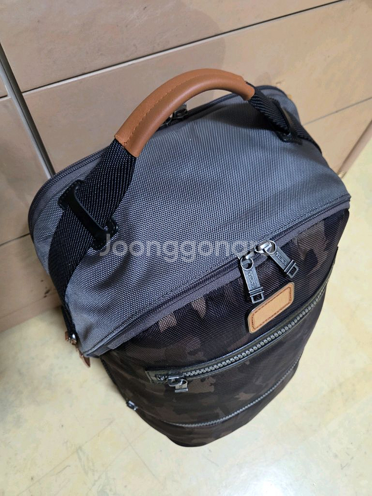 투미 정품 캐논 백팩 거의새제품--2