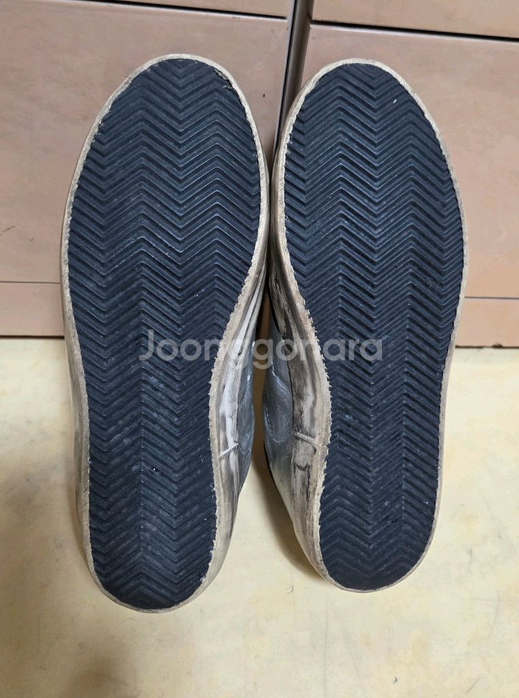 골든구스 수퍼스타 스니커즈 거의새제품--6