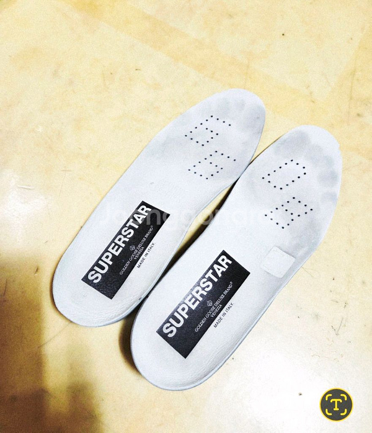 골든구스 수퍼스타 스니커즈 거의새제품--9