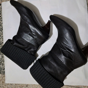 니트 카라 여성 가죽 앵클부츠 (235~240 착용감)