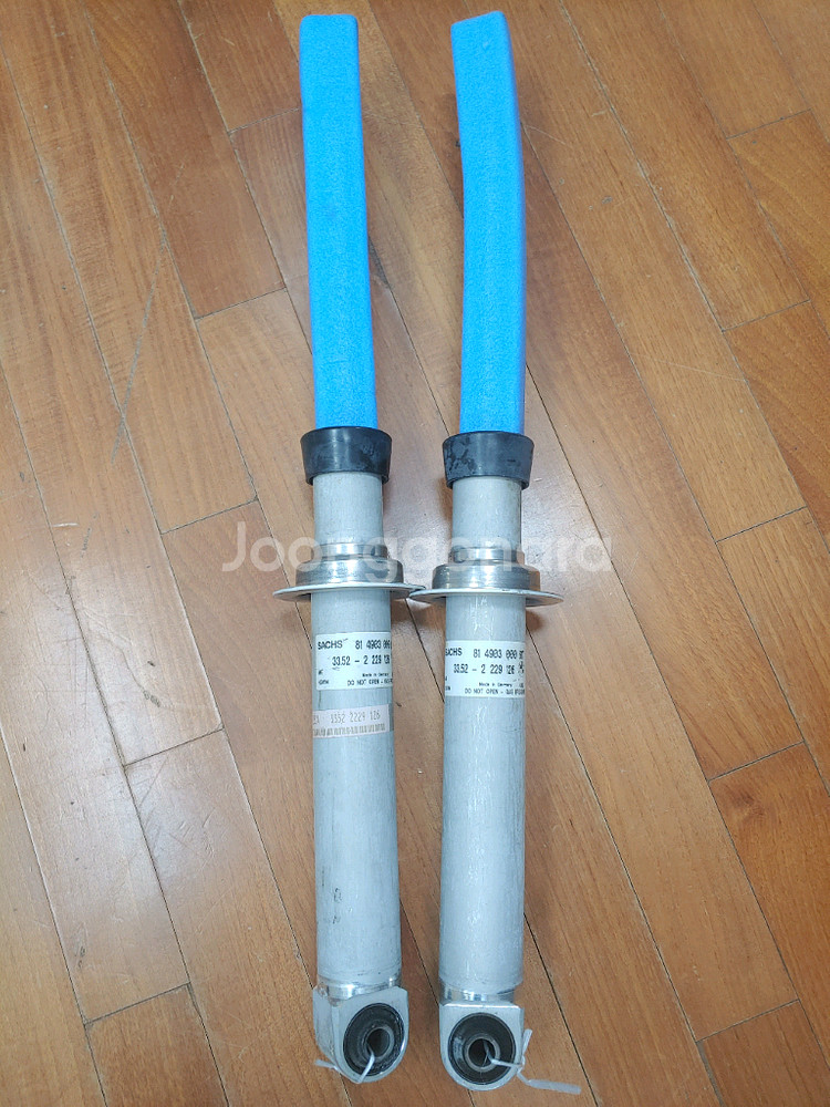 BMW E39 M5 리어쇼바 2개 신품--0