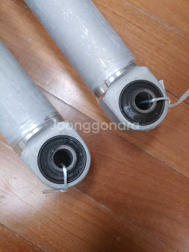 BMW E39 M5 리어쇼바 2개 신품--1