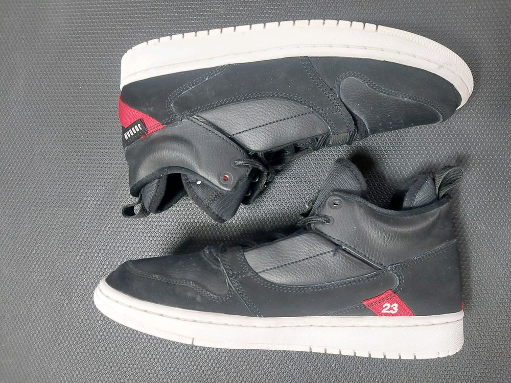 조던 블랙/레드 가죽운동화 245 이미지