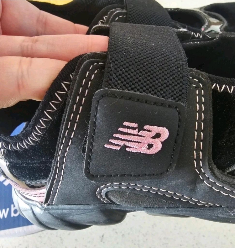 뉴발란스키즈 프리들 180 새상품급--2