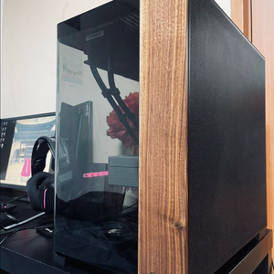 7800X3D + RX9070 NITRO+ 벤큐 XL2546X 포함 윈11pro / 풀세트