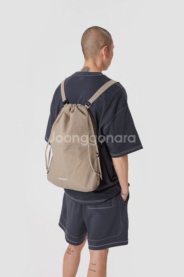 엄브로 크리스피 타슬란 3WAY 백팩 / 크림 베이지--3
