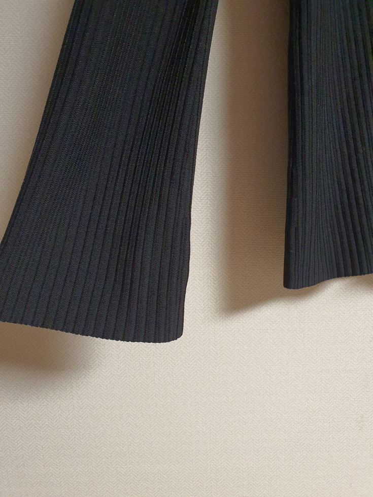 띠어리 theory 블랙 니트 p 사이즈 정품 이미지