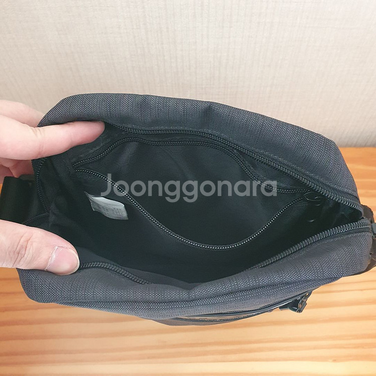 아식스 크로스백 / 블랙--4