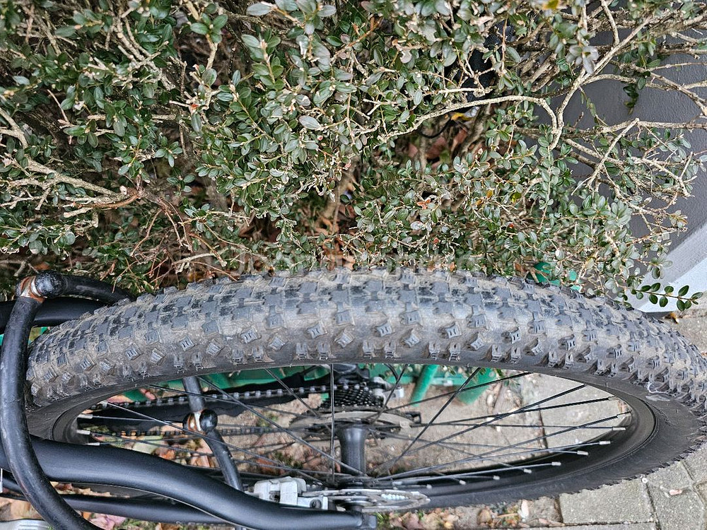 첼로 XC30 650B 17인치판매합니다.--5