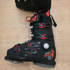 로시뇰 스키부츠 이미지