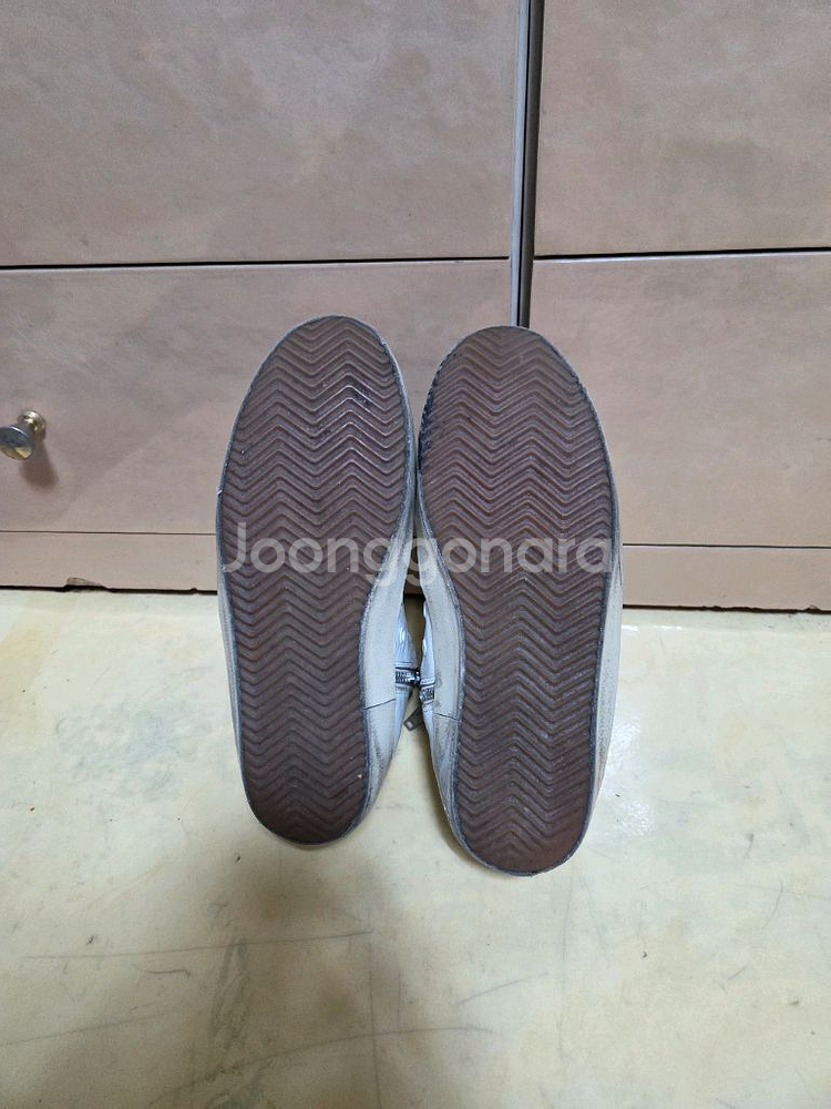 골든구스 정품 스니커즈--8