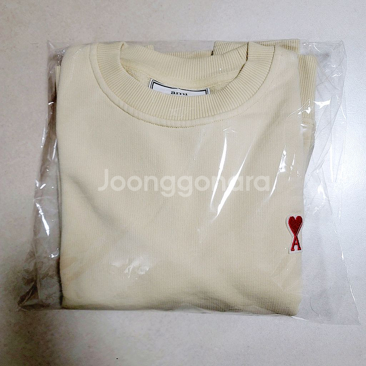 아미 크롭 스몰로고 맨투맨 스웻 셔츠--5