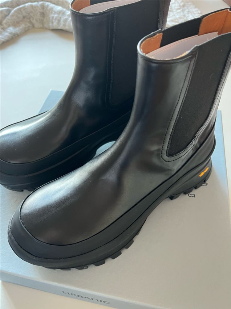 (새상품) 얼바닉30 비브람 첼시 부츠 38--1