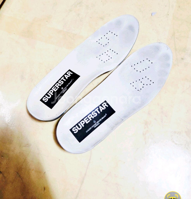 골든구스 정품 스니커즈 거의새제품--8