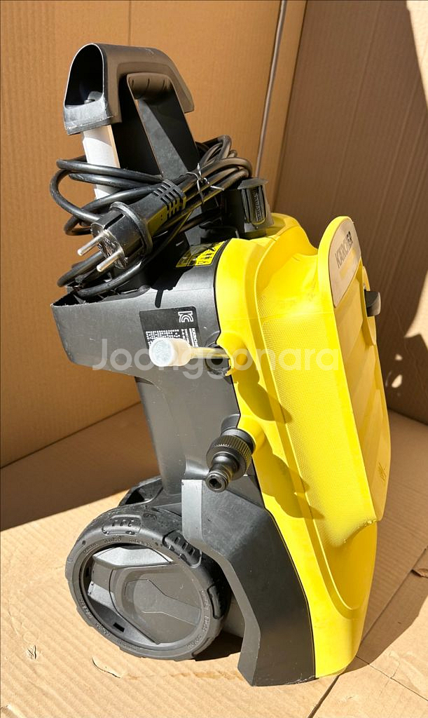 카처 고압세척기 K4 컴팩트--3