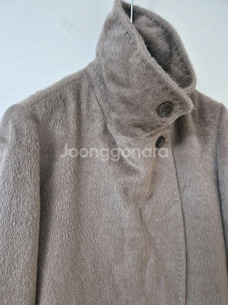 지고트 수리알파카 벨티드 코트--2