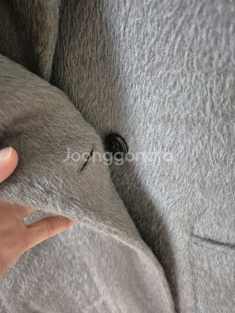 지고트 수리알파카 벨티드 코트--3