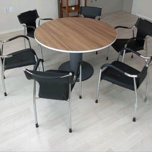 원형탁자 파티션 철재캐비넷 철재옷장 작업탁자 포밍탁자 접이식탁자 책상 의자 서랍 수납장 책장