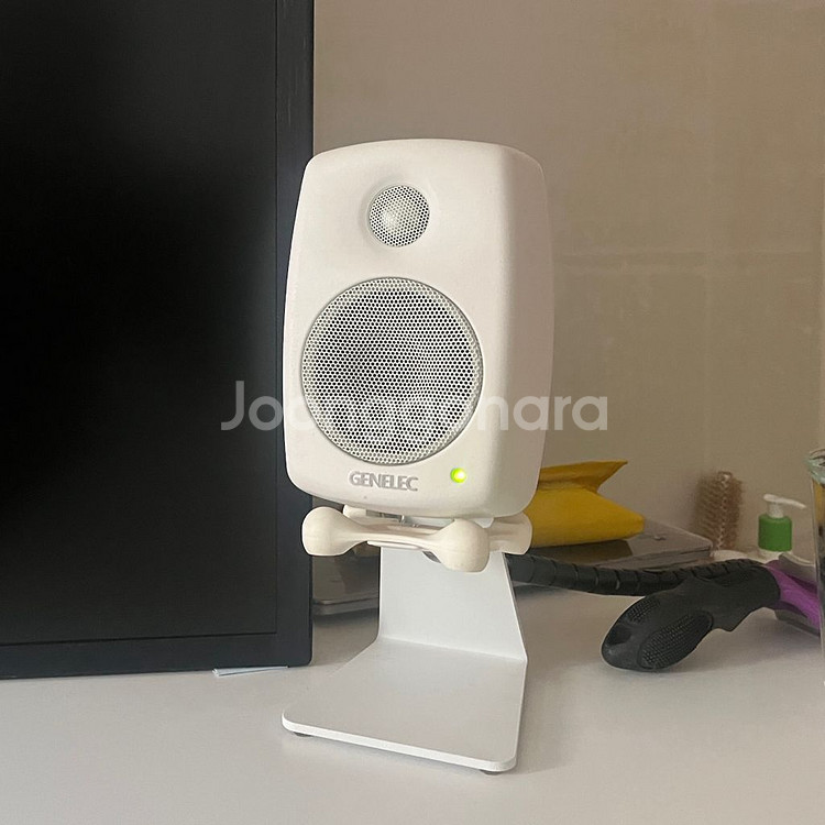 제네렉8010 모니터 스피커 화이트 / 스탠드포함--0