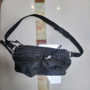 돌체앤가바나 슬링백 힙색