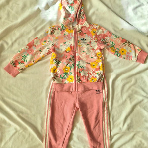 아디다스키즈플로럴져지세트 트레이닝복