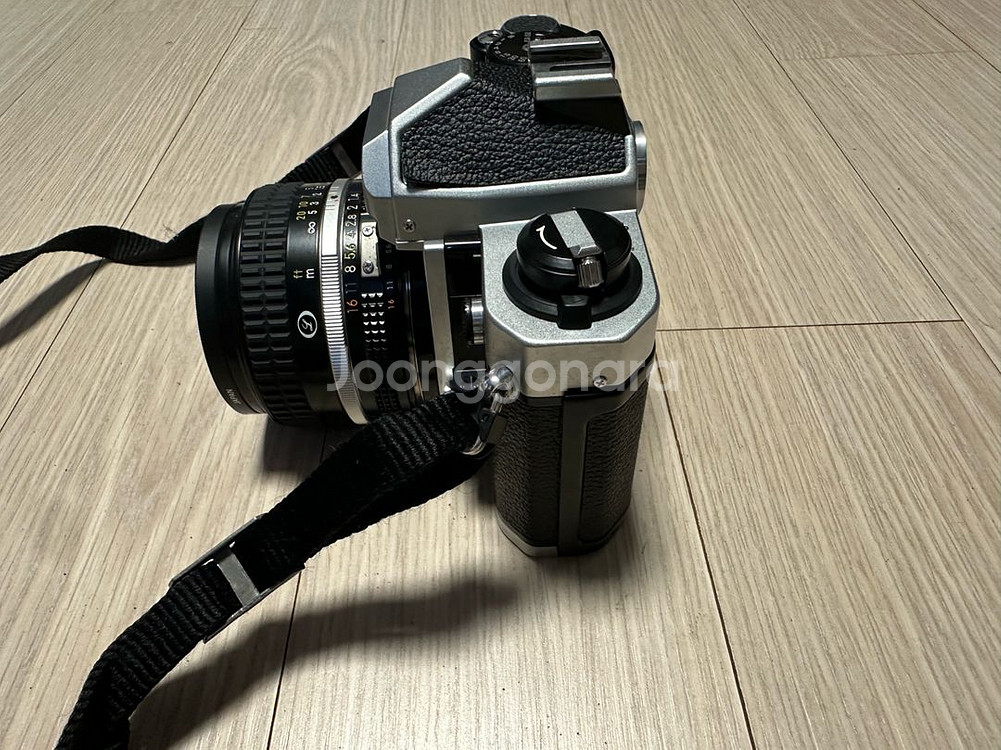 니콘 FM2 수동카메라 50.4 단렌즈 셋트 판매합니다--2