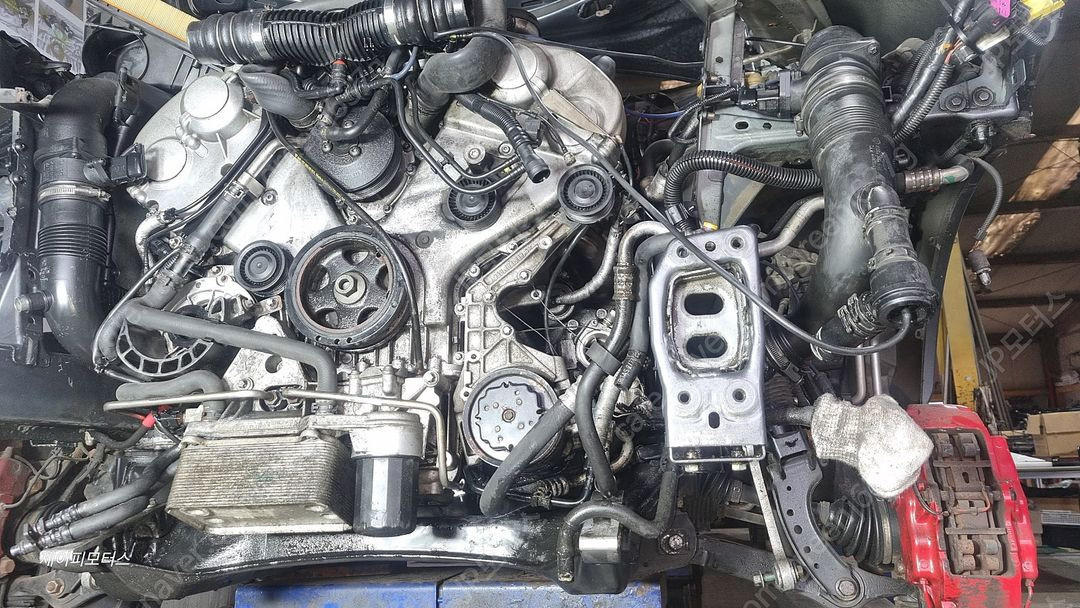 [중고 판매] 포르쉐 카이엔 955 (2005년식) 4.5L V8 터보 엔진 앗세이 중고 엔진--1