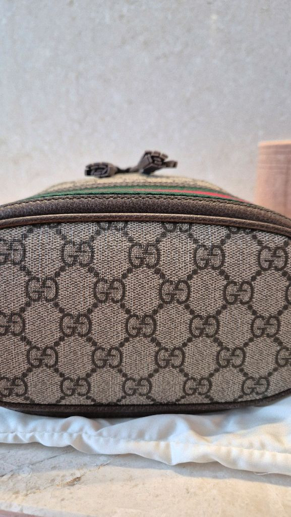 구찌 버킷백 스몰 이미지