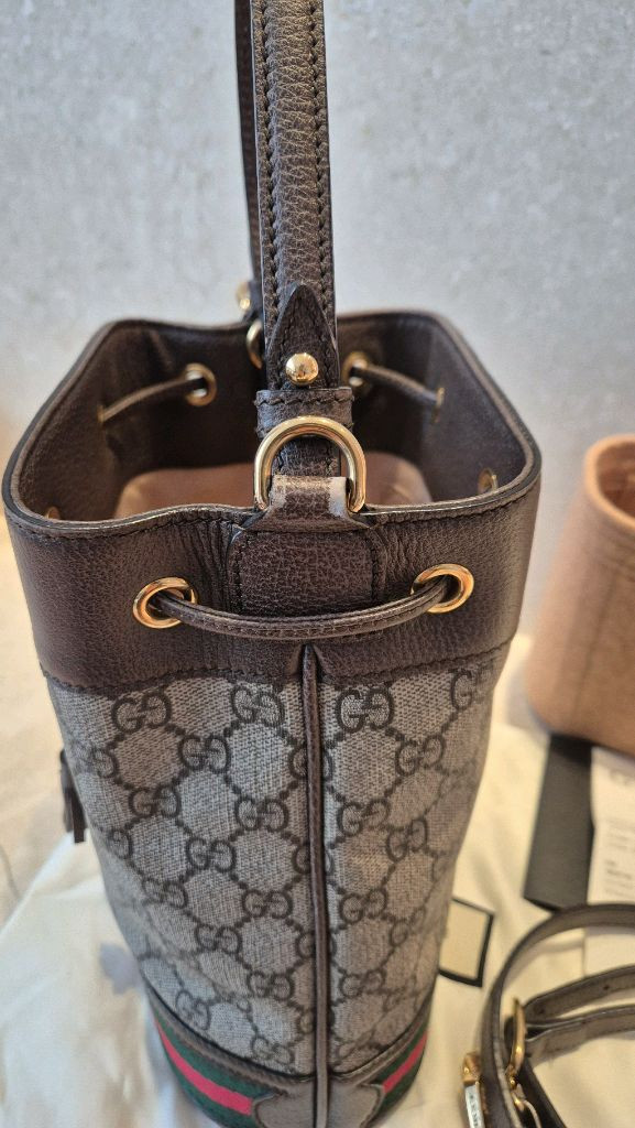 구찌 버킷백 스몰 이미지