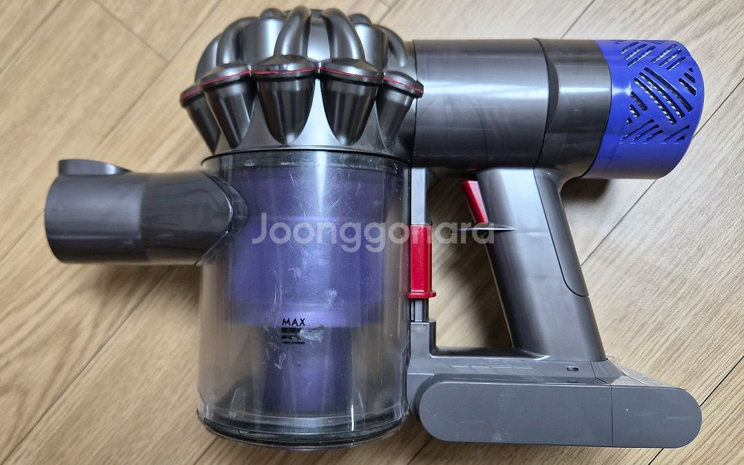 깨끗하게 세척한 다이슨 V6 무선 청소기(11분 연속동작)--4