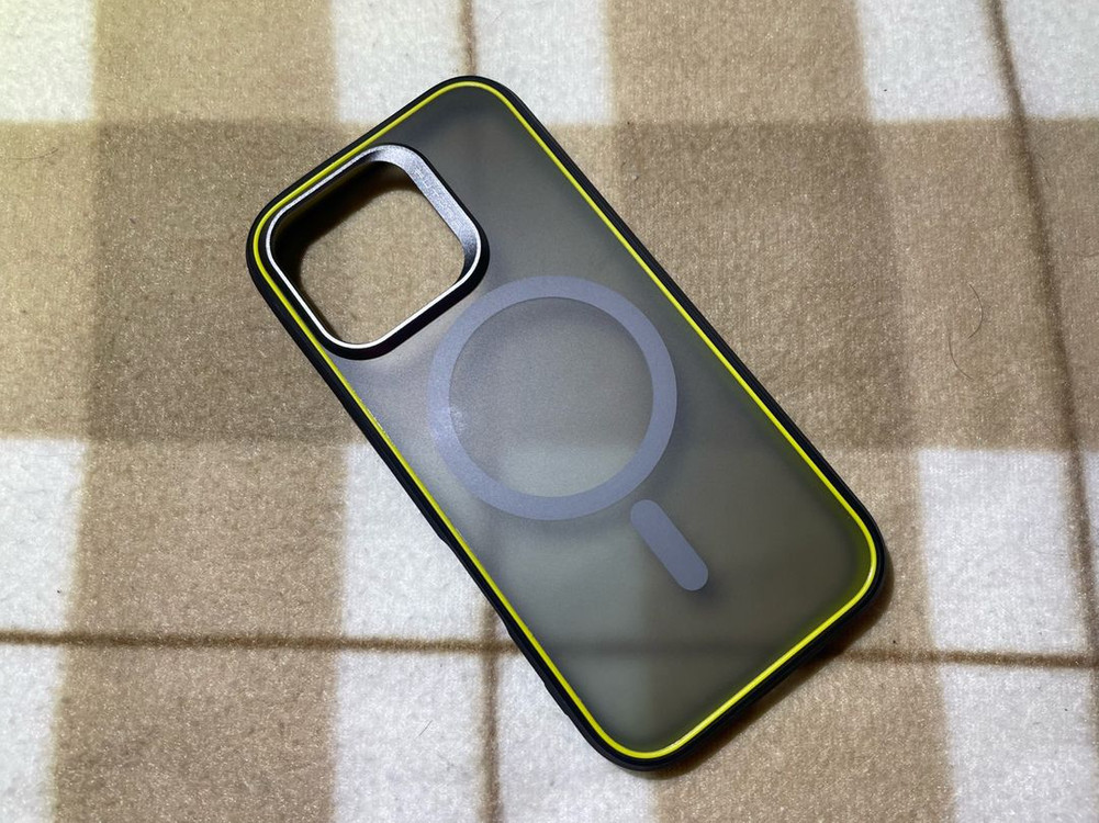 아이폰 16 프로 케이스 & 강화유리 팝니다.--0