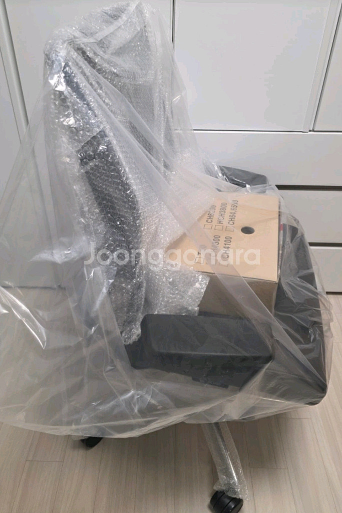 퍼시스 ZIEL 지엘 헤드레스트 의자 화이트 (CHN4700HE) L946 천연가죽 모델 블랙 색상--4