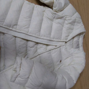 에뜨와 90사이즈 패딩입니다